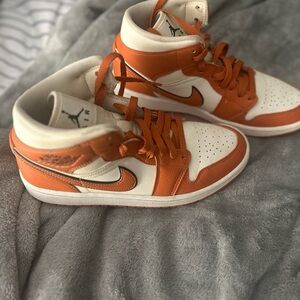 Women’s Jordan 1s